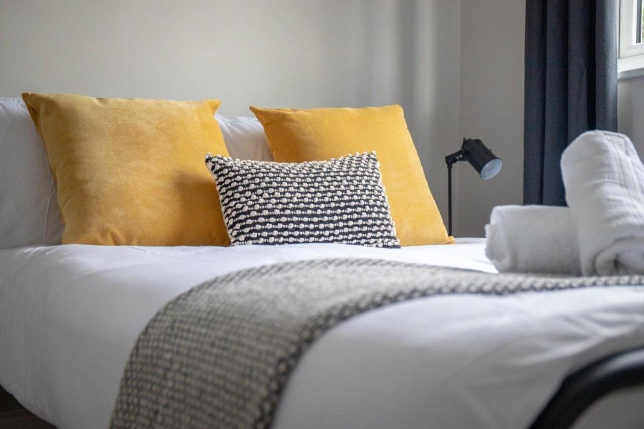 Guestready - Homely Leeds City Apartment Sleep 4 Meanwood Екстериор снимка