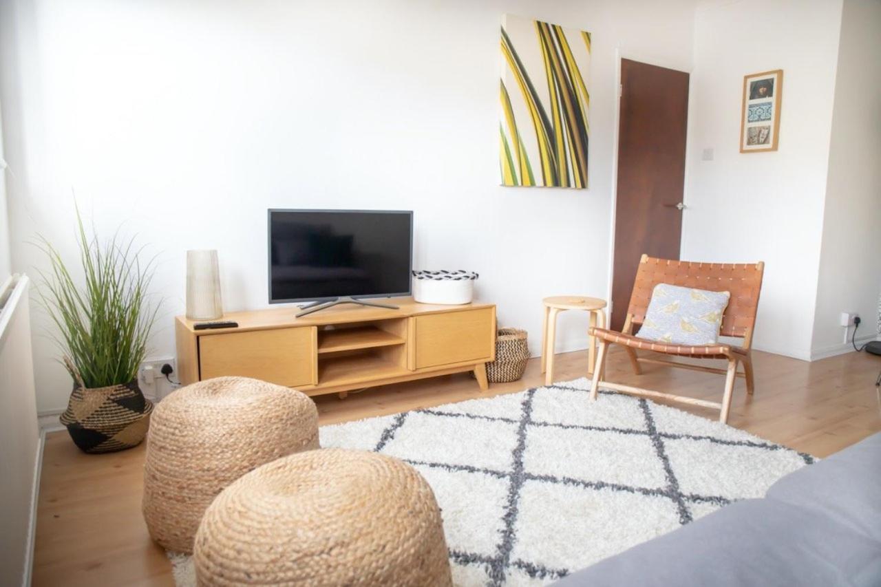 Guestready - Homely Leeds City Apartment Sleep 4 Meanwood Екстериор снимка
